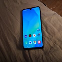 Brand New Phone 1 Year Of Service 