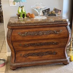 Marble Top Accent Chest / Carved Wood 3-Drawer Cabinet