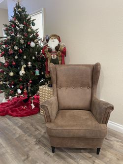 Furniture Sturdy & Clean