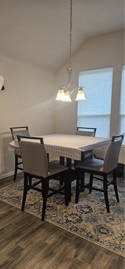 Dining table with high chairs