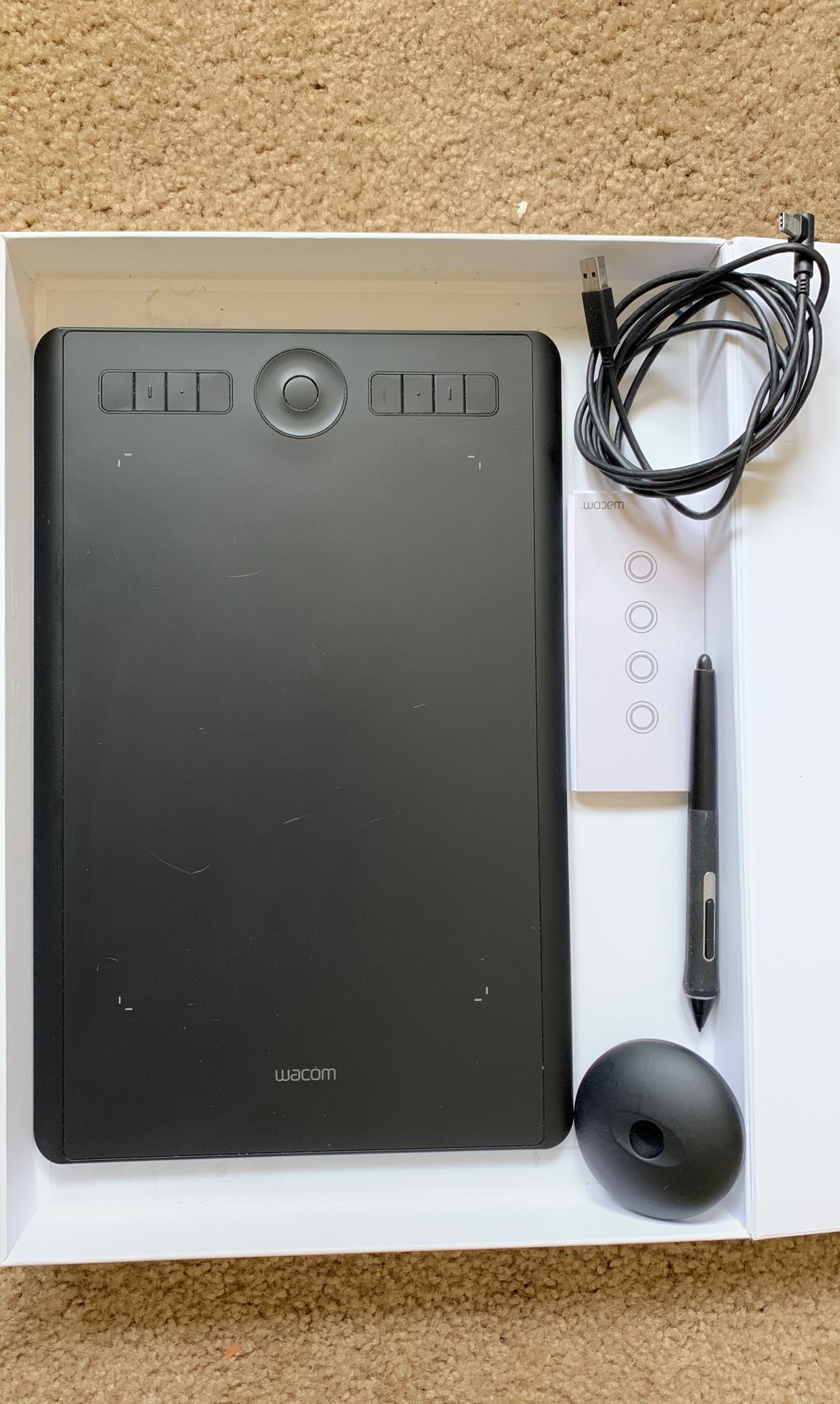 Wacom - Intuos Pro - MEDIUM (PRE-OWNED)