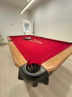 American Pool table 8ft x 5ft