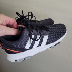 Used 1 time Like New Womens Cloud Foam Adidas SZ 5