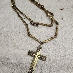 Vintage Gold Tone Christian Decorative Scrollwork Cross Pendant Necklace