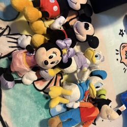 Disney Mickey Mouse Play House Plush 