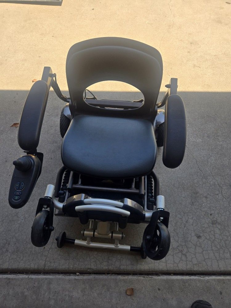 Kids Electric Wheelchair 