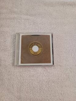 Elvis Presley Single Release Debut Recording of "That's All Right" CD