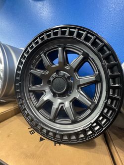 17” Black rhino Calico gunmetal face black lip 5x127