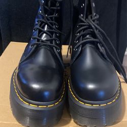 JADON BLACK Dr. AirWair Martens