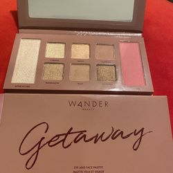 Wander Beauty Getaway Palette