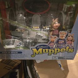 MUPPETS PIGS IN SPACE PLAYSET 