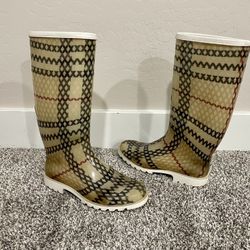 Women’s BURBERRY Nova Check Rubber Rain Boots Size US 7 EUR 37