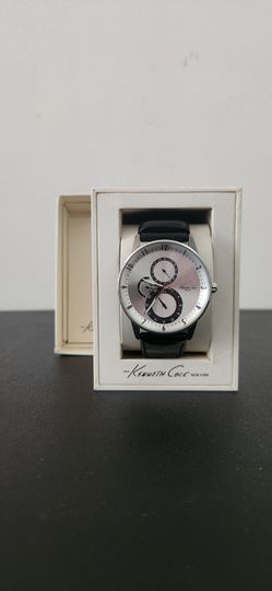 Y2K Kenneth Cole New York All Stainless Steel/Water Resistant Men's Watch