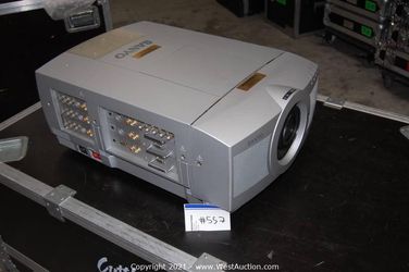 Sanyo PLC-9000 Projector No Lens with Remote (622 Hours, In Factory Box) 300$