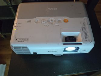 Epson 935W Projector - Works!