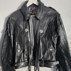 Vintage Women's Leather Jacket 