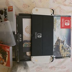 Zelda OLED Nintendo Switch Bundle 