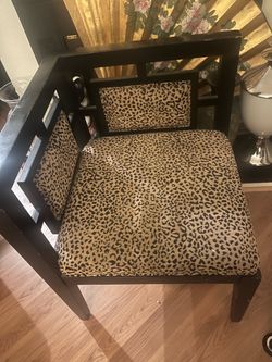 Accent Chair with Leopard Print Upholstery
