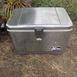 Aluminum Clad Full Sized Igloo cooler