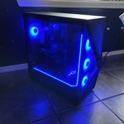 Super Nice Gaming PC 😁 Windows 11 