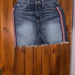 Hollister Skirt 