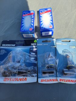 New 9006 Halogen Headlamp