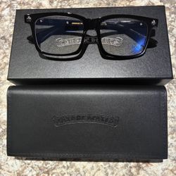 Chrome heart sunglasses 