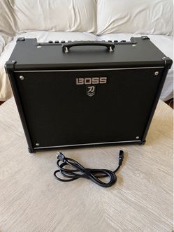 BOSS Katana MK 2 100 w combo amp