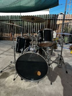 Tama drum set with All Broken Zildjian cymbals and hardware