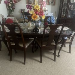 4 Chairs & China Cabnet