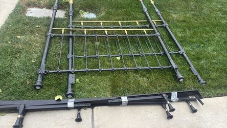 Queen bed set