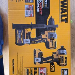 Dewalt Drill Kit New 