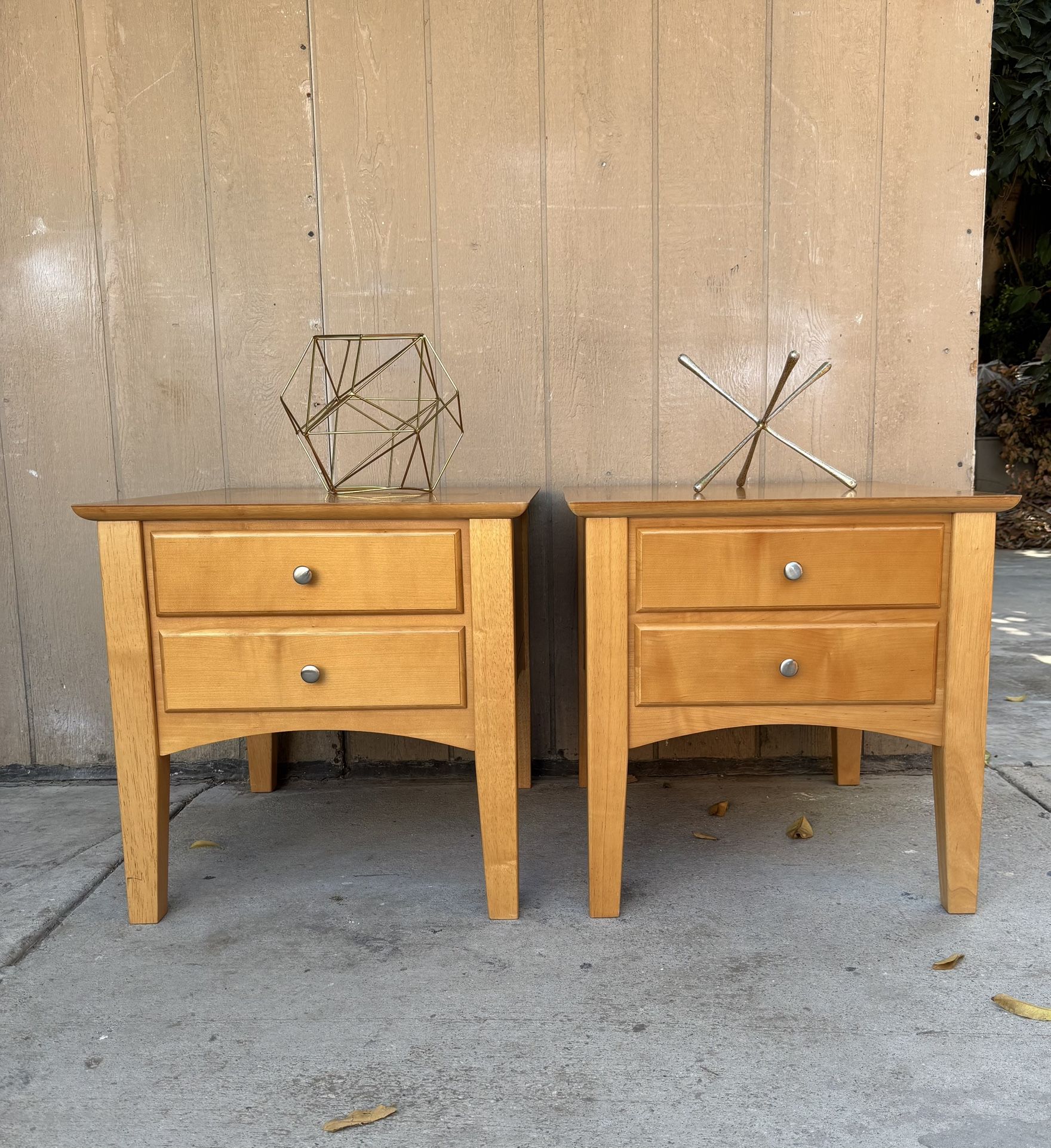 Beautiful pair of end tables 
