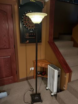 Floor lamp