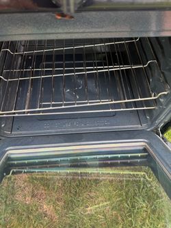 Gas range ,black color -lenmore brand