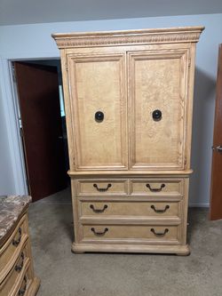 Armoire!