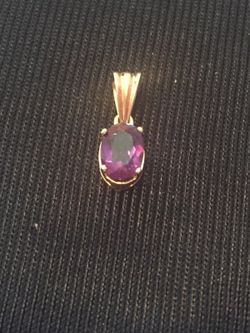 14k solid gold nice pendant