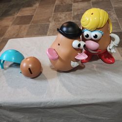 Vintage 1985 Mr Mrs And Baby Potato Head With Accessories Vintage Get All Pieces That's Posted