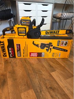 Dewalt flexvolt 60v Chain saw 16” with 6.0 ah battery also flexvolt 60 volts