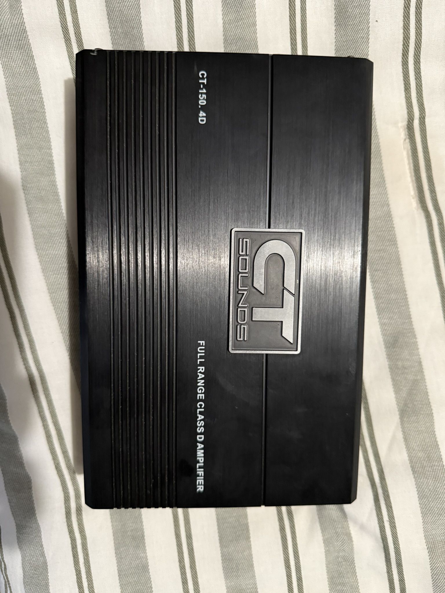4 Channel Amplifier