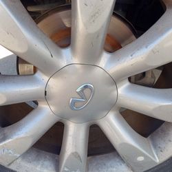 Infiniti Wheel Caps