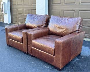Set of Arm Chairs - Pottery Barn - Delivery Available 🚛