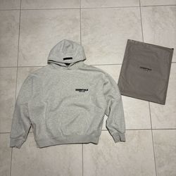 Men’s Essentials Hoodie 