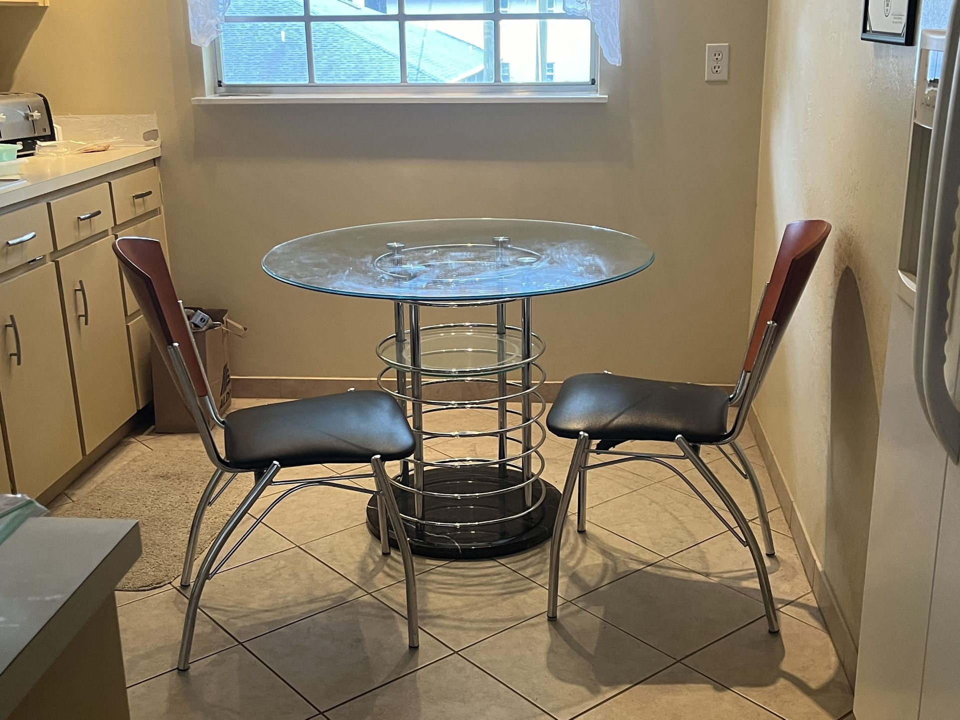 Glass Kitchen Table W Chairs