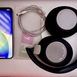 Bundle - Apple iPhone 13 128GB Pink (Spectrum Wireless)