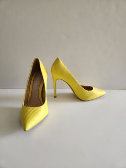 Gianni Bini 4" Heel Size 6.5M