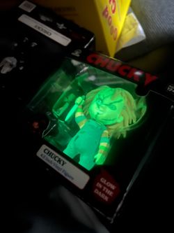 Chucky Doll Vinyl Figure ‘Glow in the Dark’