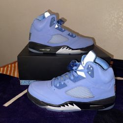 Jordan 5 UNC Size 10.5M DS