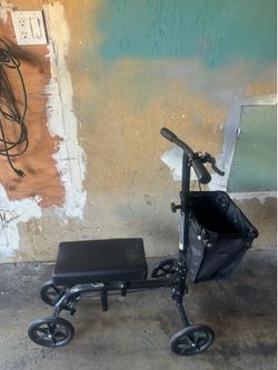 knee scooter