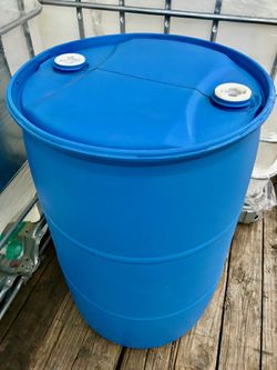 55 Gallon Food Grade Plastic Drums / Rain Barrels